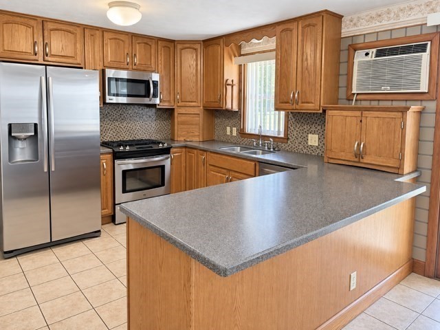 709 North Branch Pkwy Property Photo 3