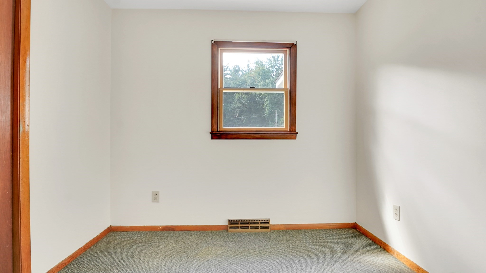 115 Clover Rd. Property Photo 14