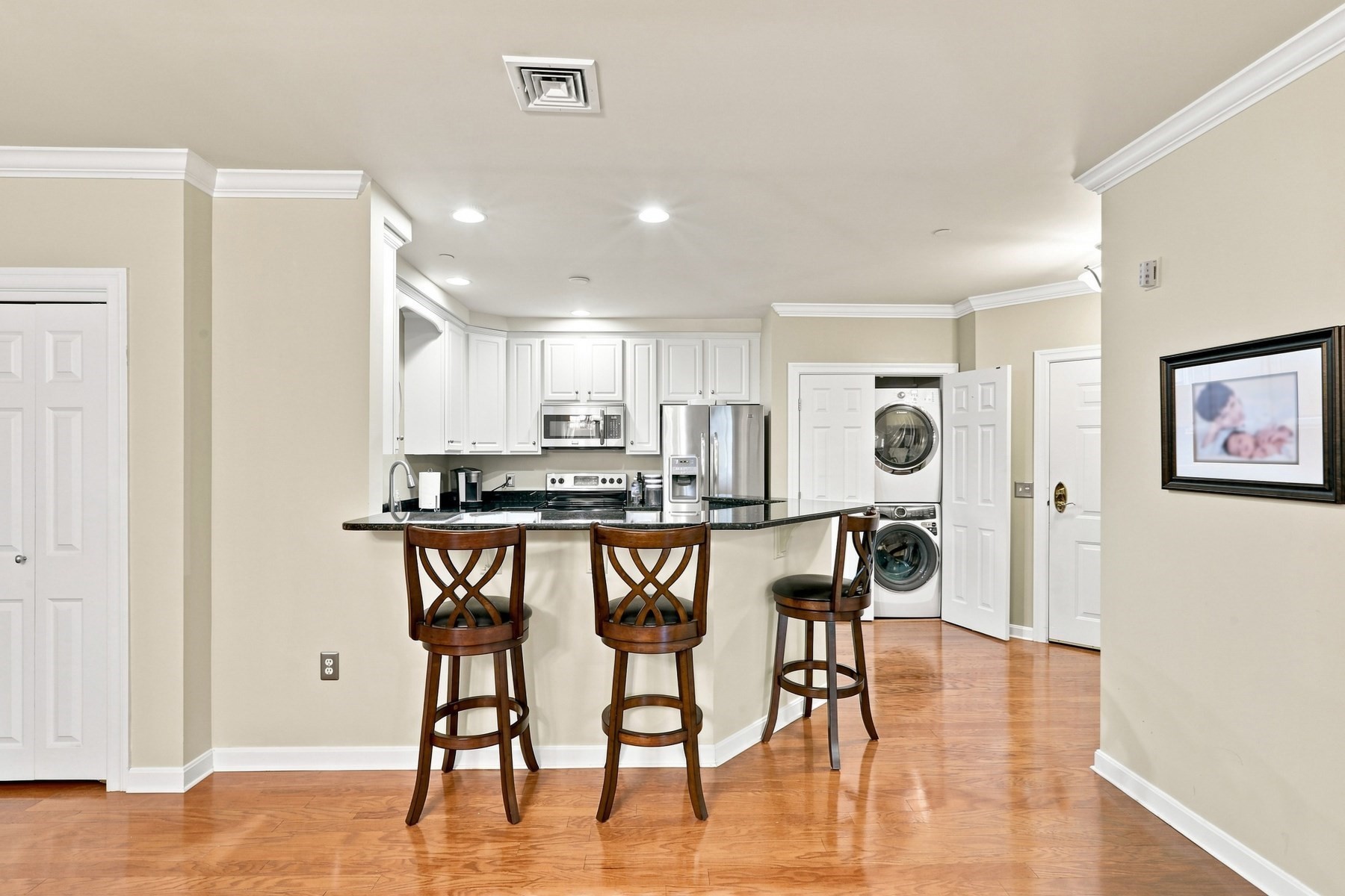 180 Chickering Rd # 302c Property Photo 12