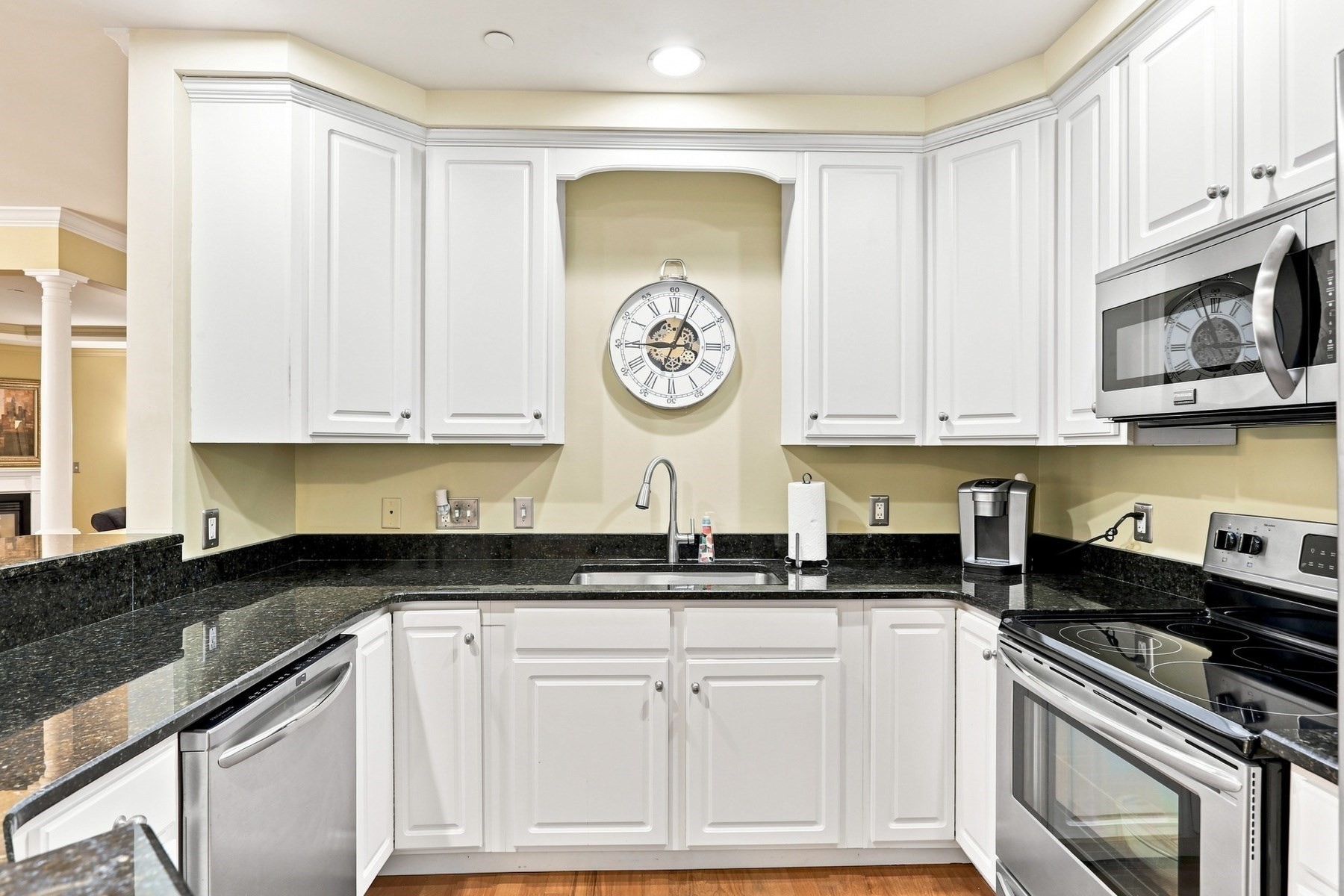 180 Chickering Rd # 302c Property Photo 14