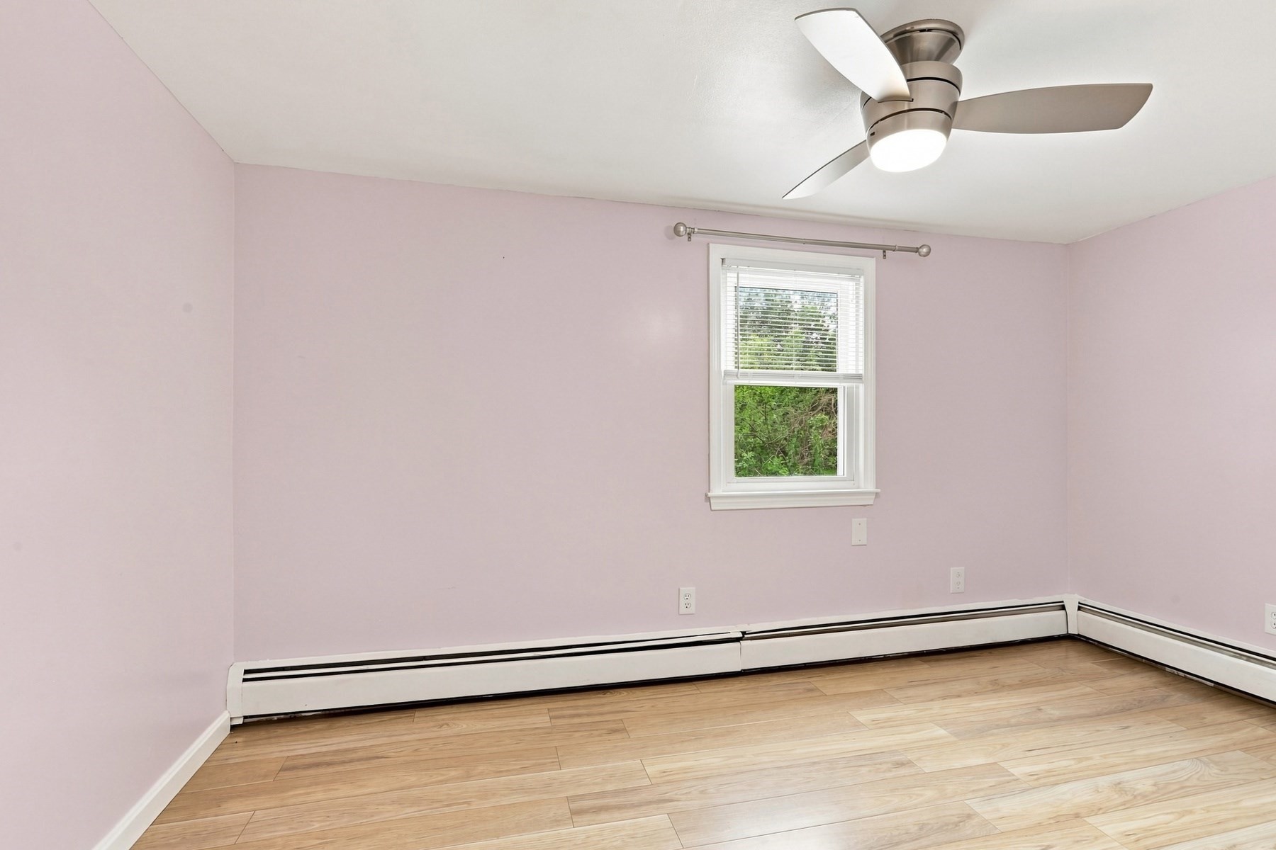 186 Andover St Property Photo 24
