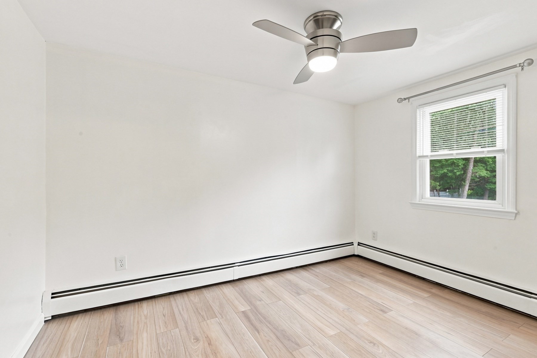 186 Andover St Property Photo 30