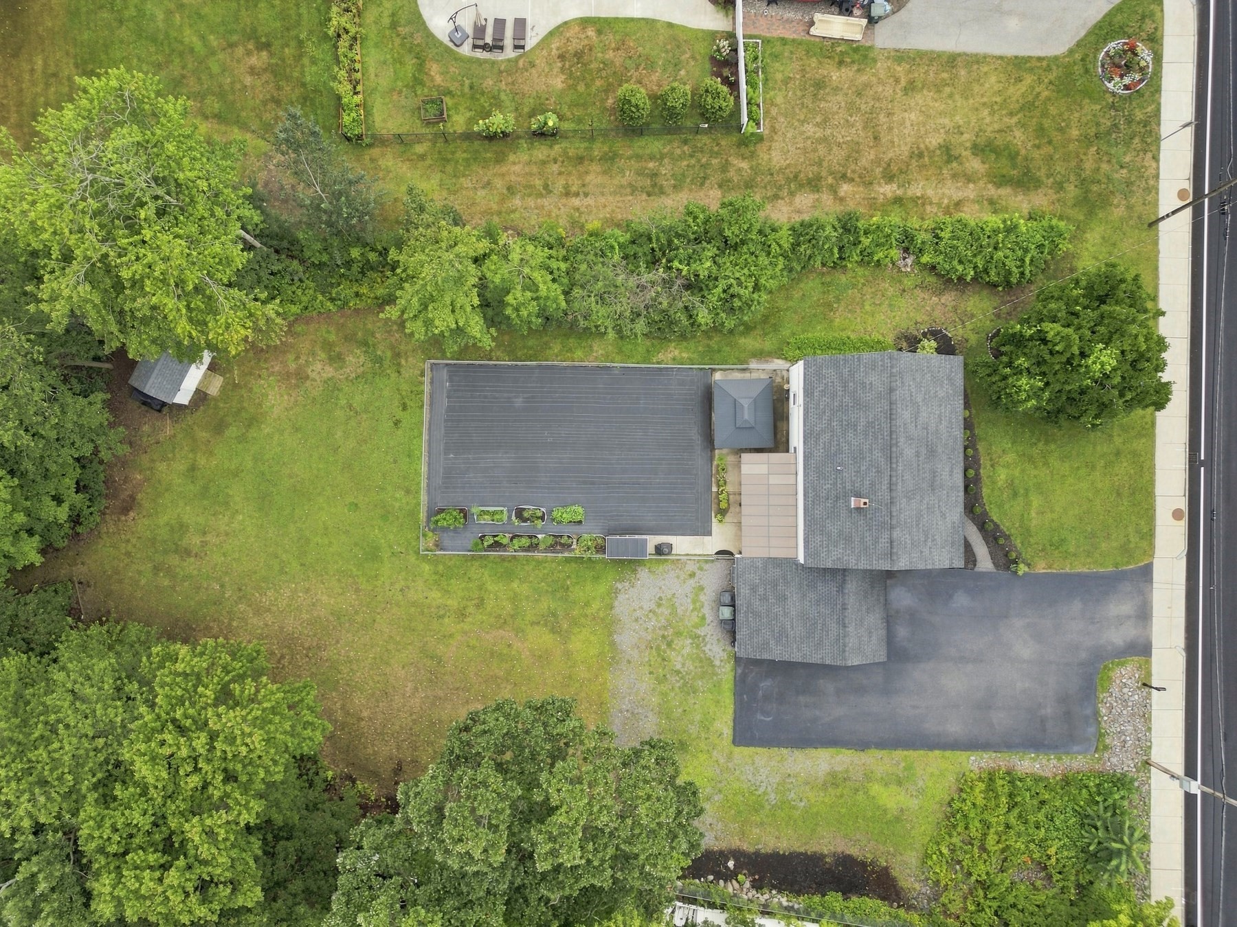 186 Andover St Property Photo 41