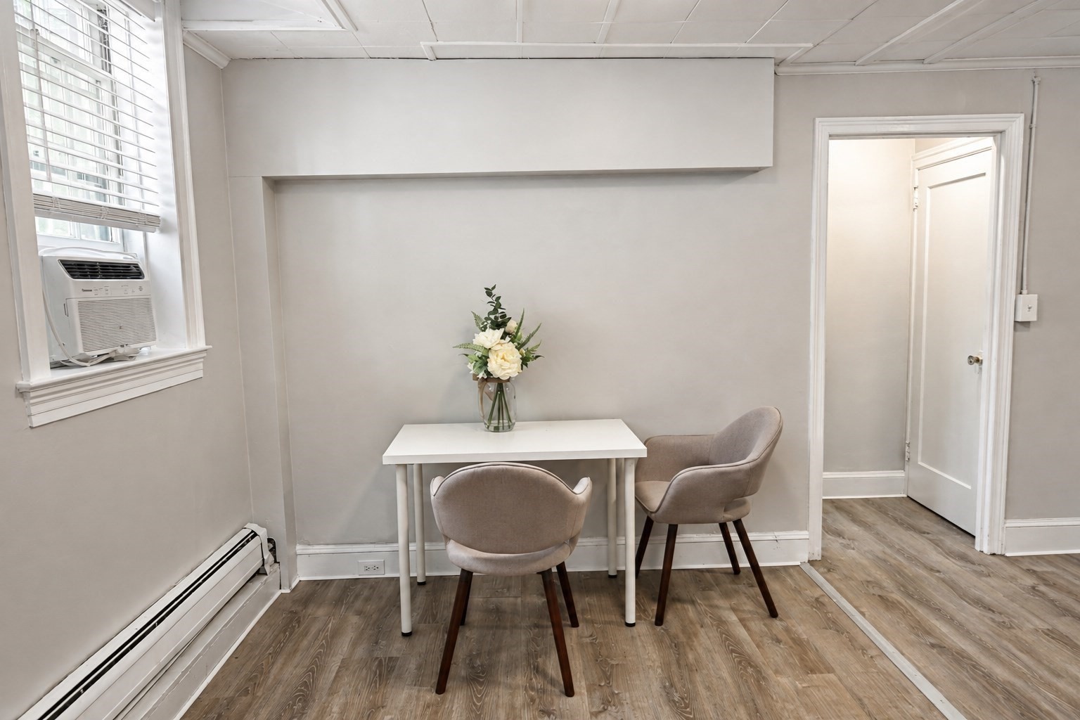 16 Chauncy St # B Property Photo 3