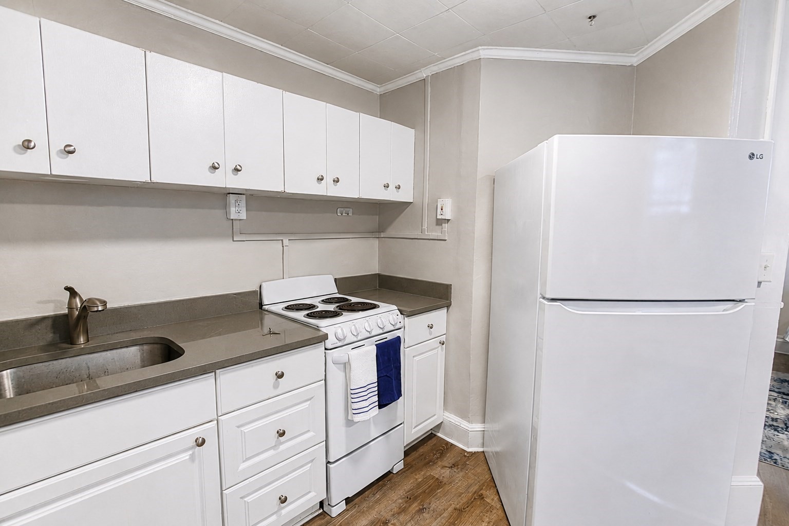 16 Chauncy St # B Property Photo 5