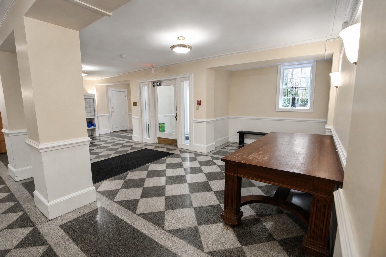 16 Chauncy St # B Property Photo 9