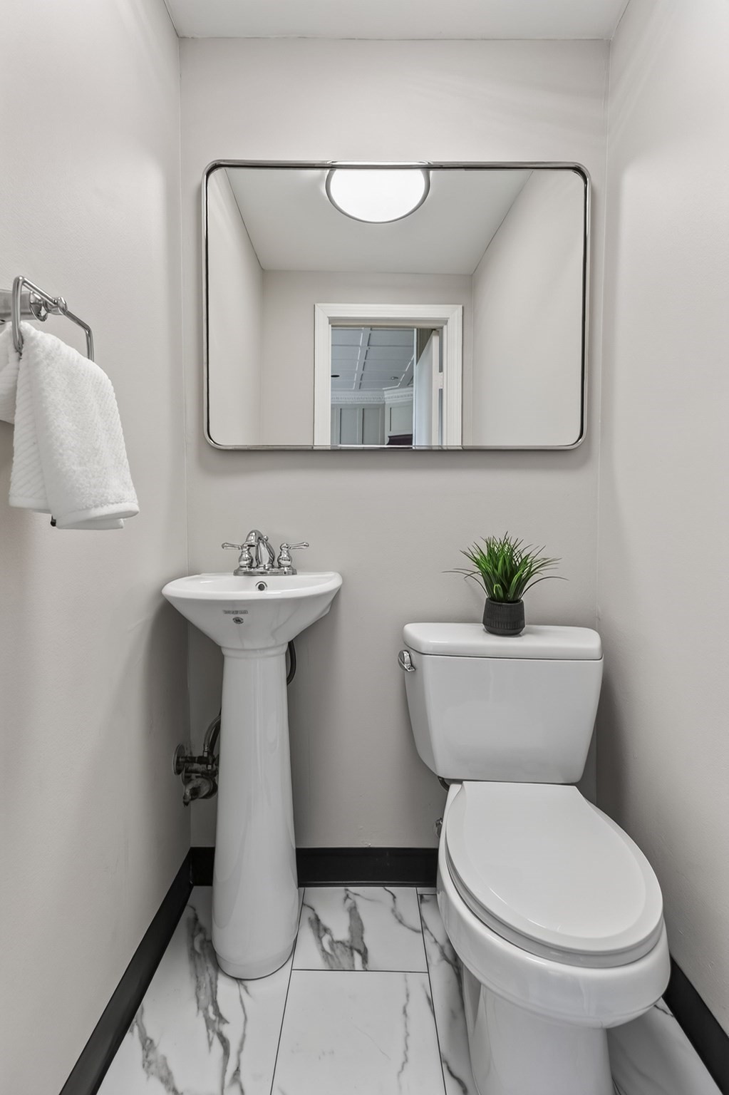 33 Bay State Rd # 2 Property Photo 11