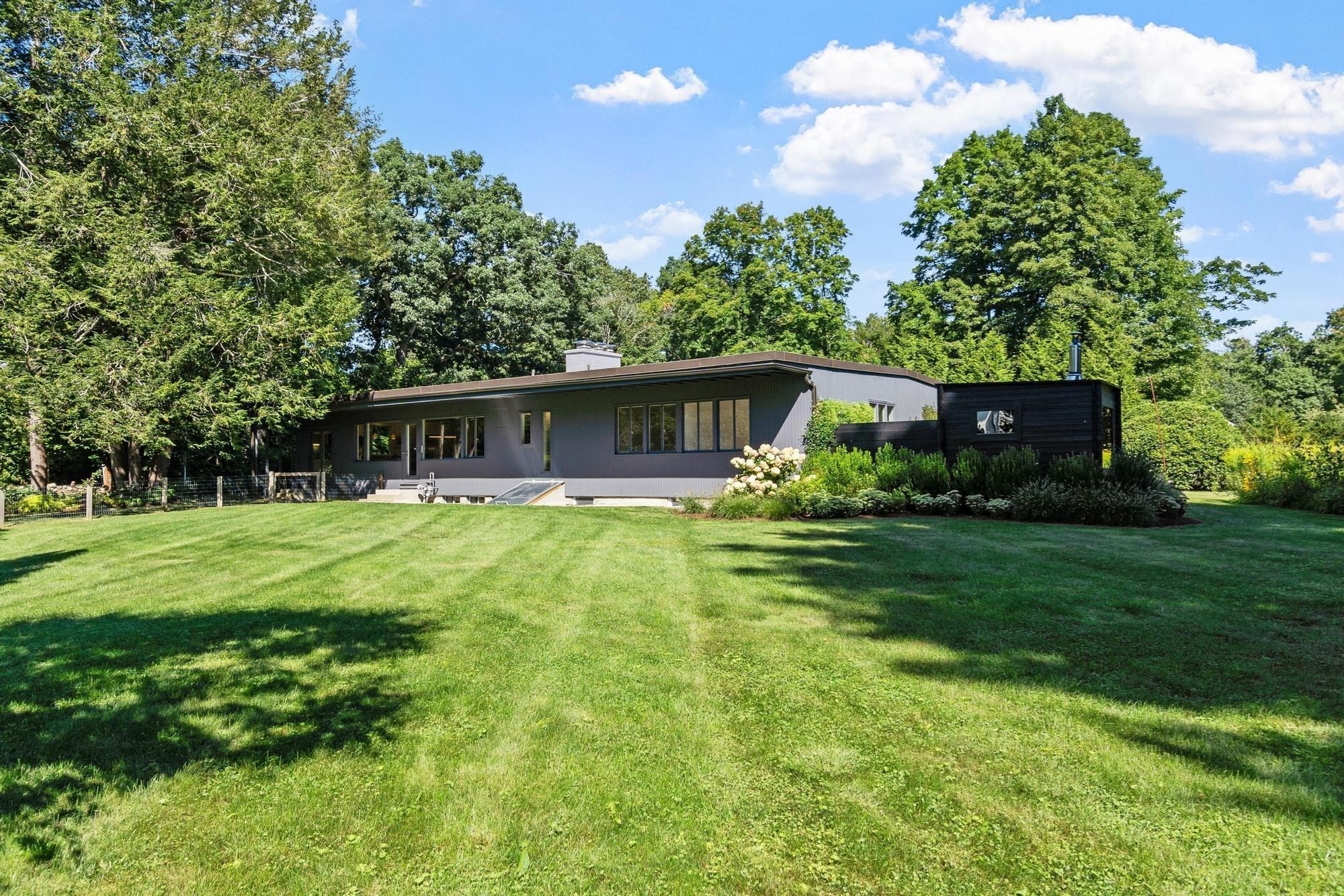 240 Concord Rd Property Photo 38