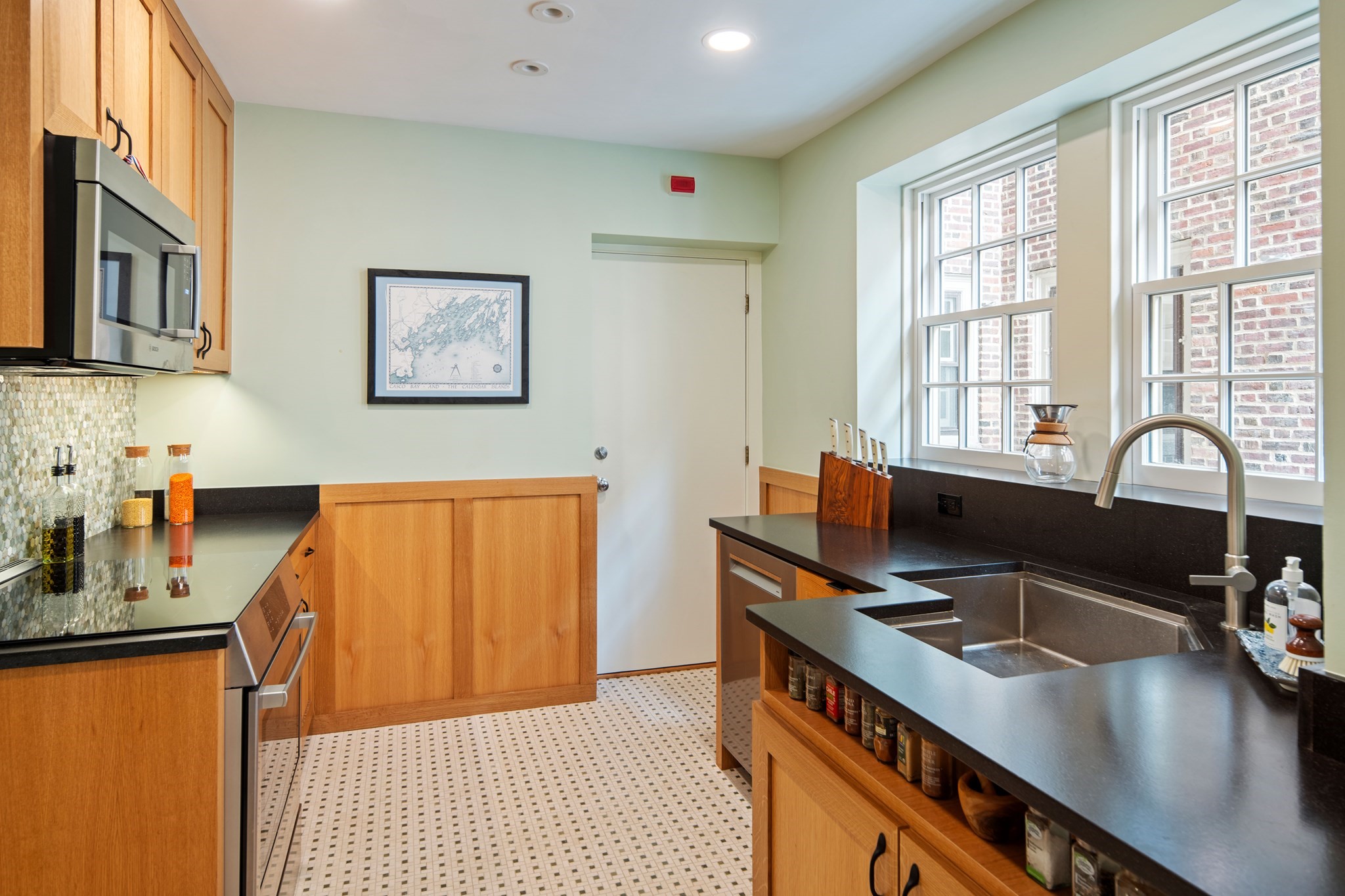 986 Memorial Drive # 204 Property Photo 15