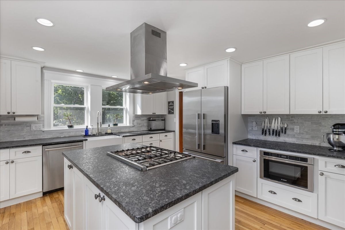 63 Billerica Rd Property Photo 1