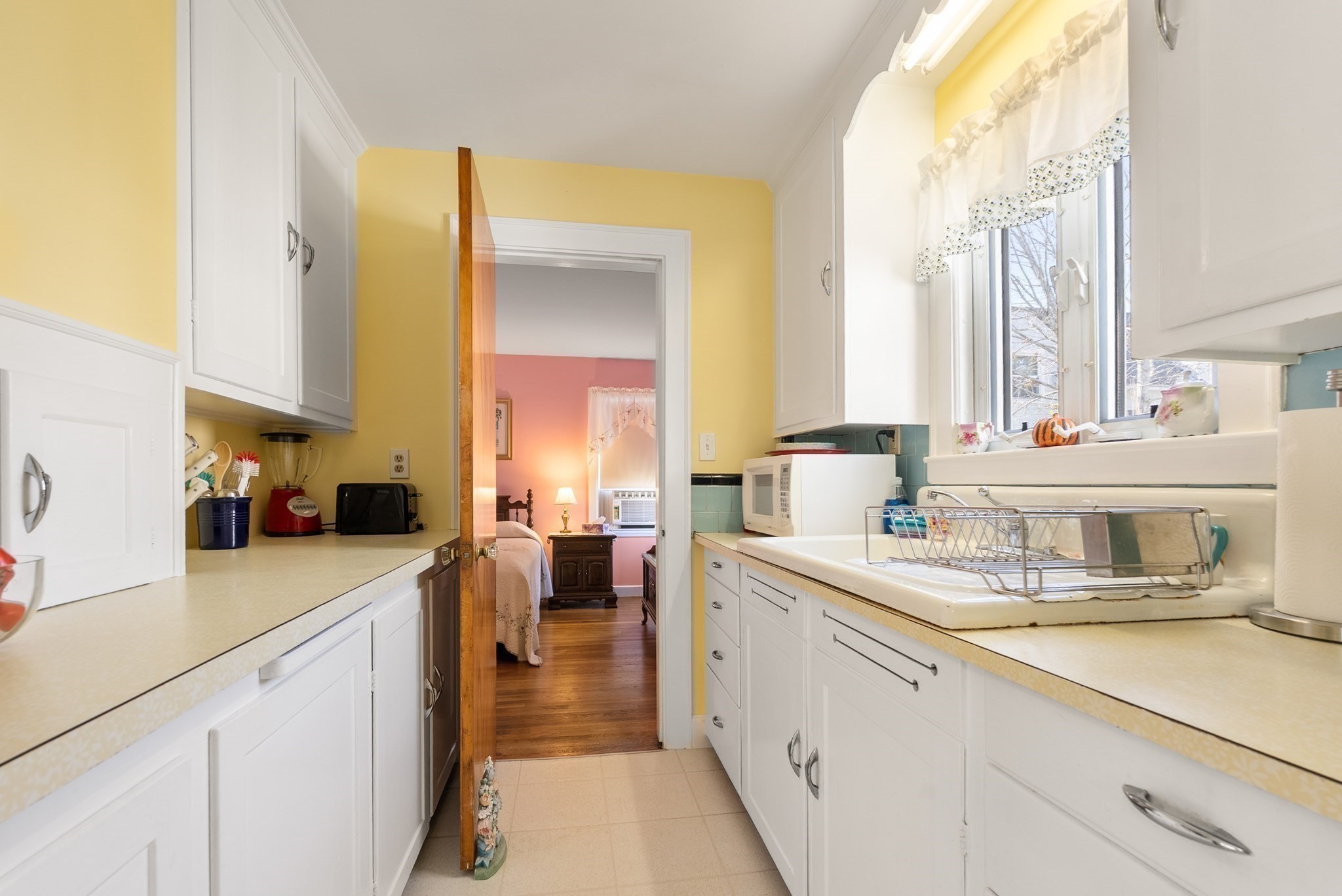 64 County St Property Photo 3