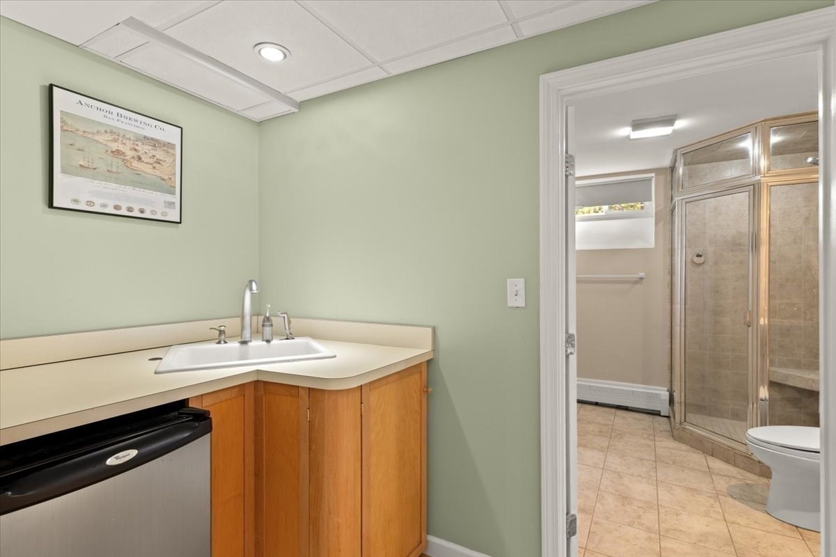 20 Whitney Street Property Photo 27