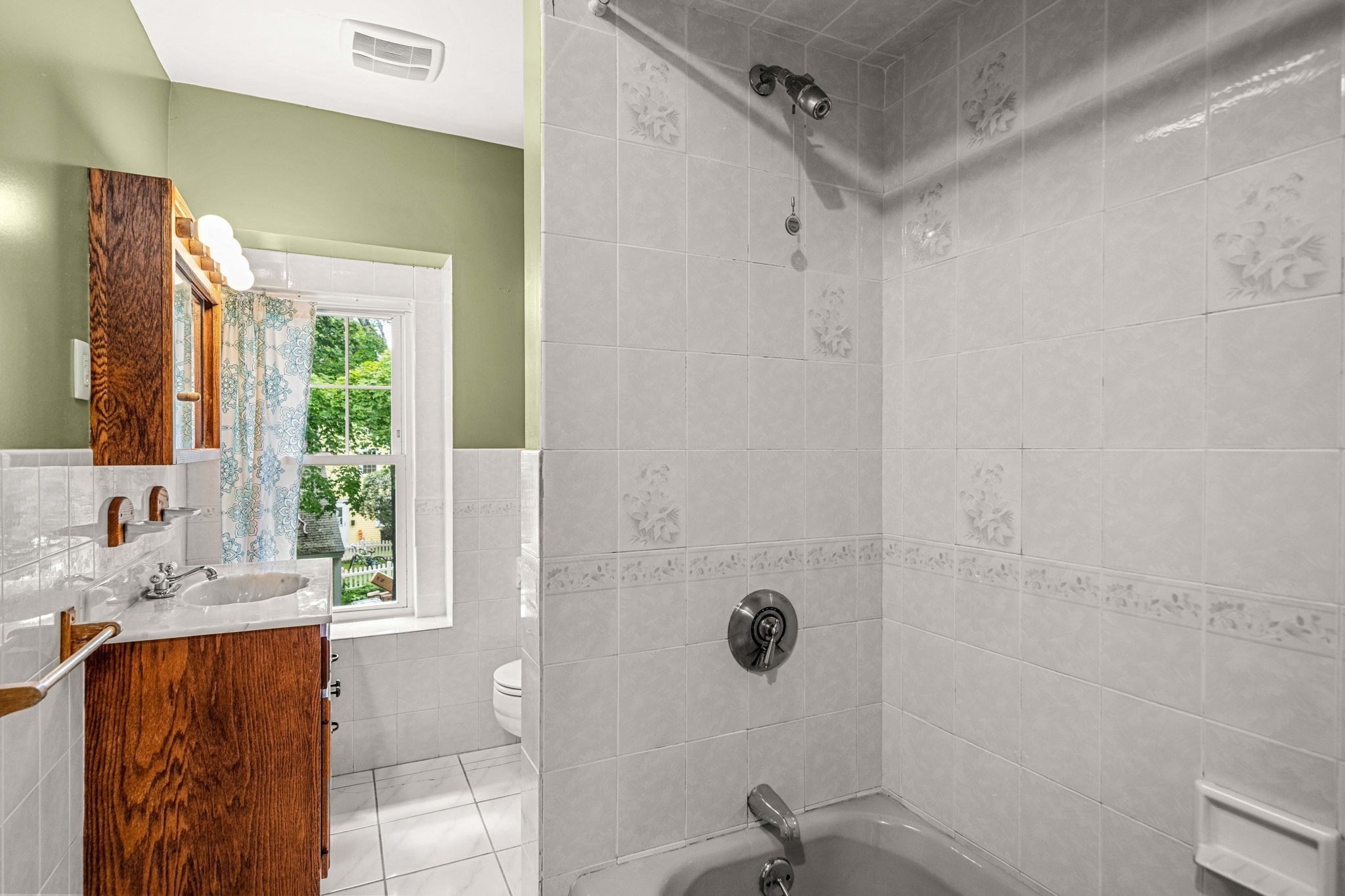 10-12 Johnson Street Property Photo 20