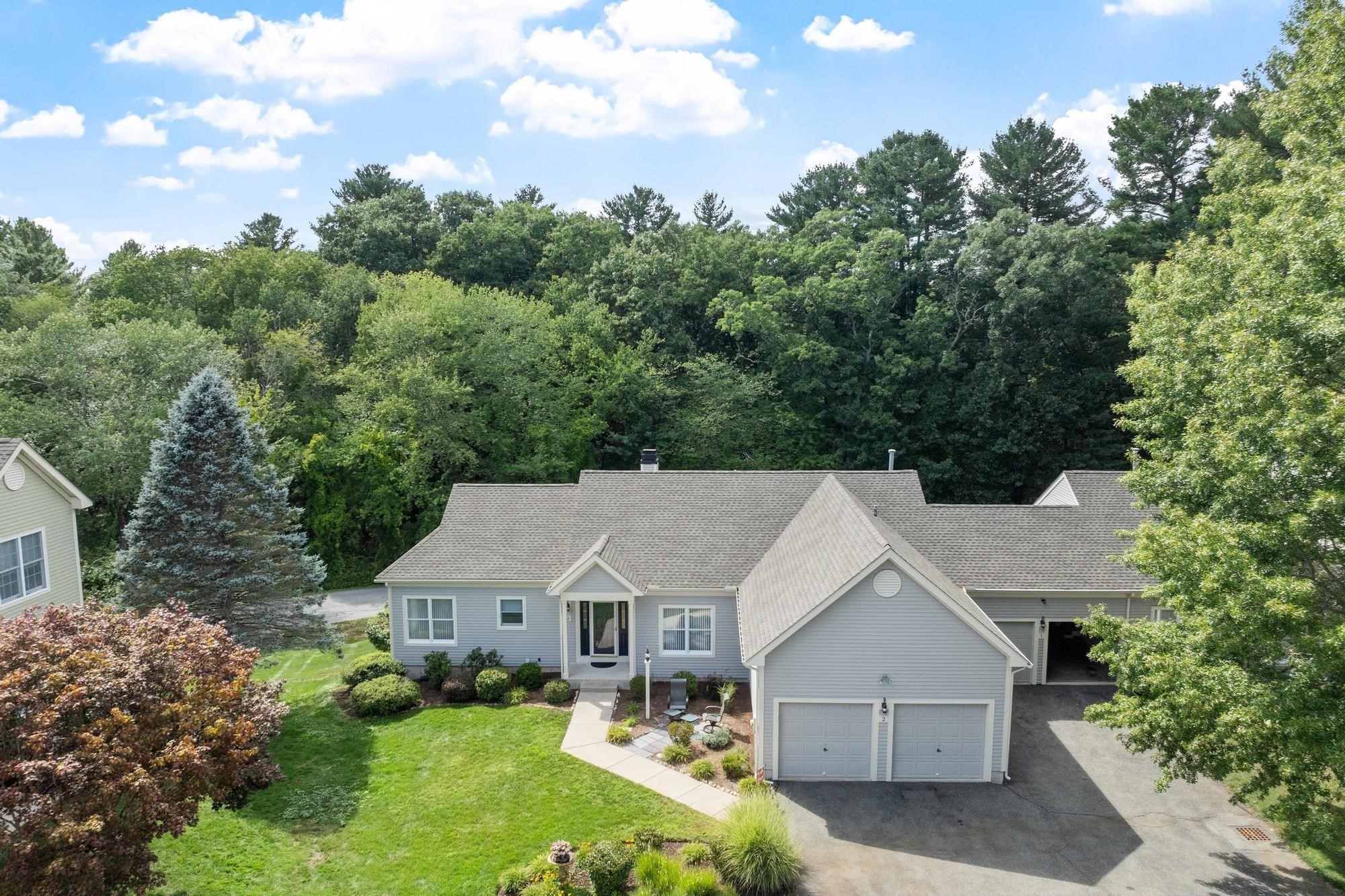 2 Nelson Cir Property Photo 2
