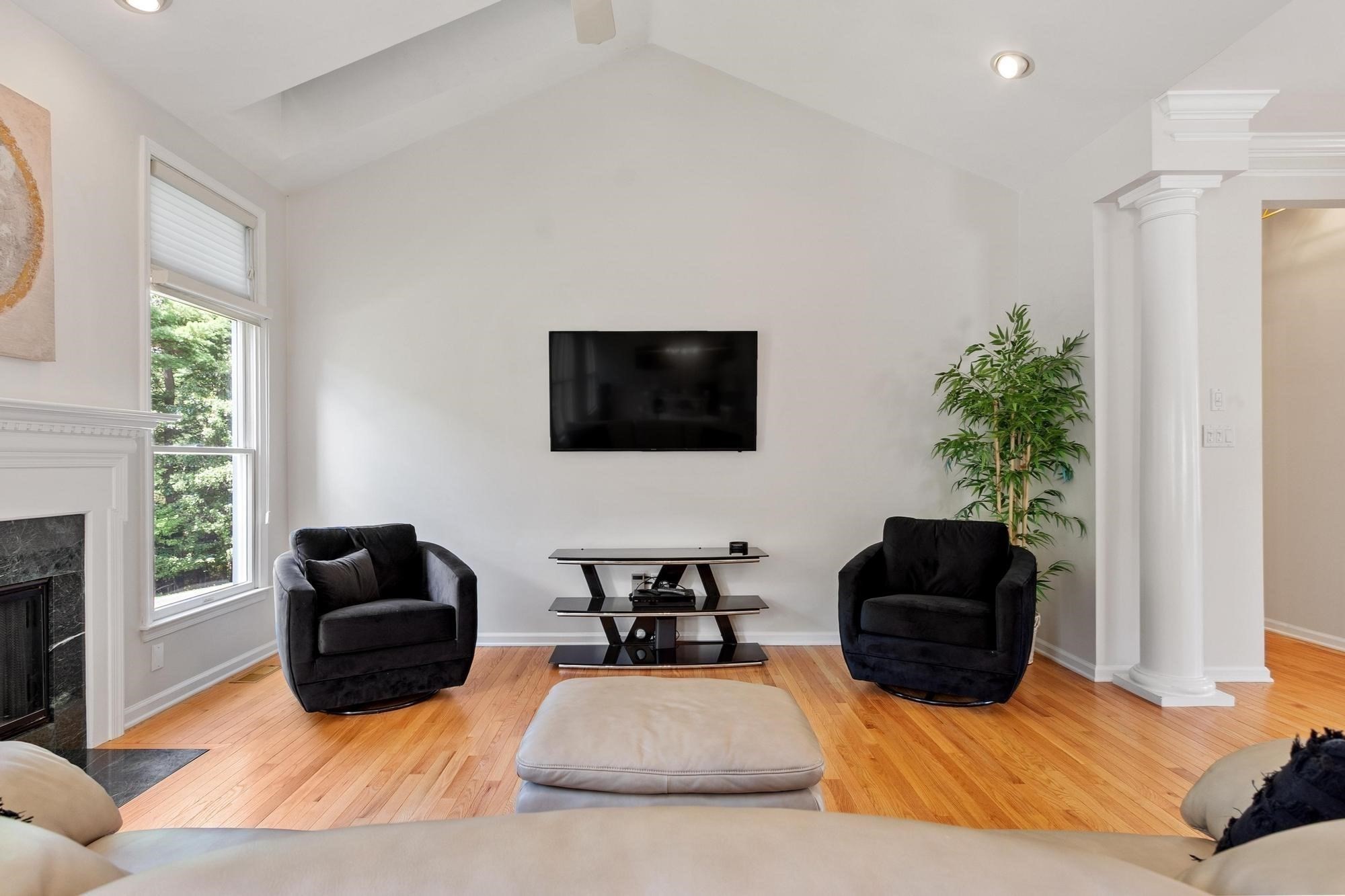 2 Nelson Cir # 2 Property Photo 6