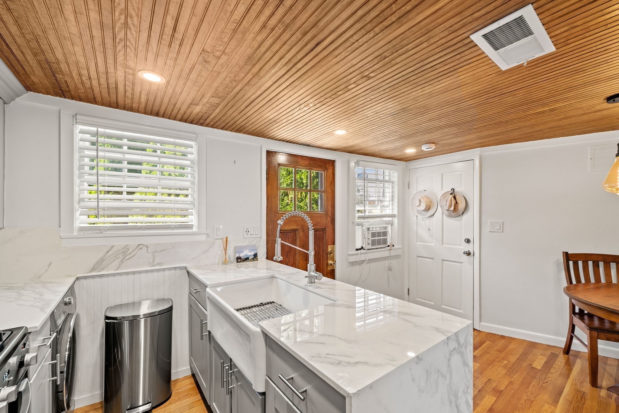 7 Lee # 3 Property Photo 12
