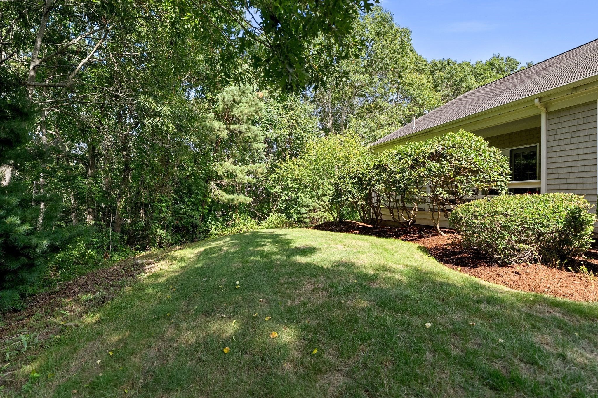 11 Sycamore Ave Property Photo 36