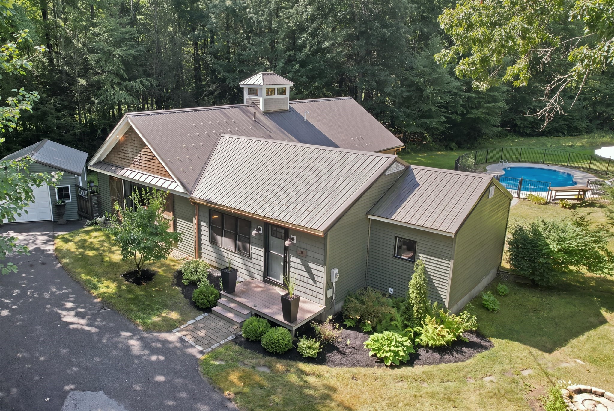 44 Beech Hill Rd Property Photo 2