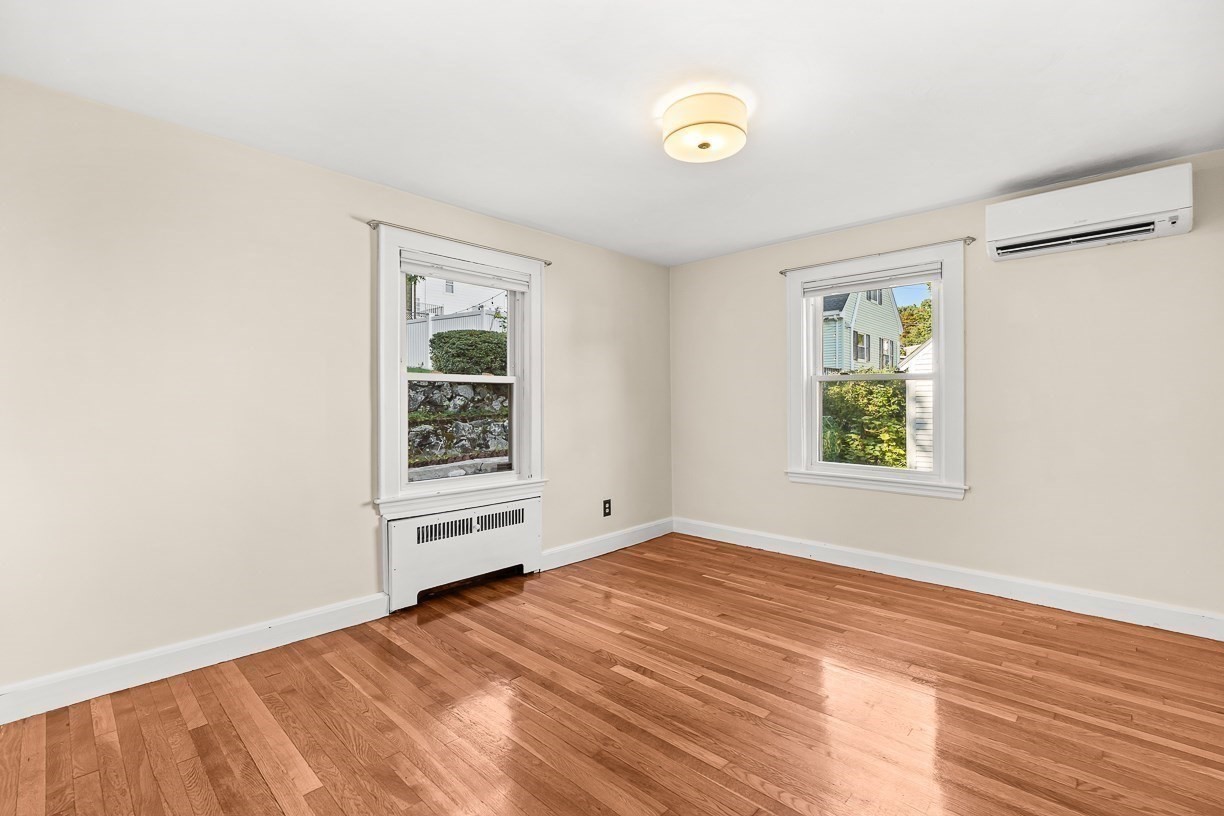 22 Glen Rock Ave Property Photo 18