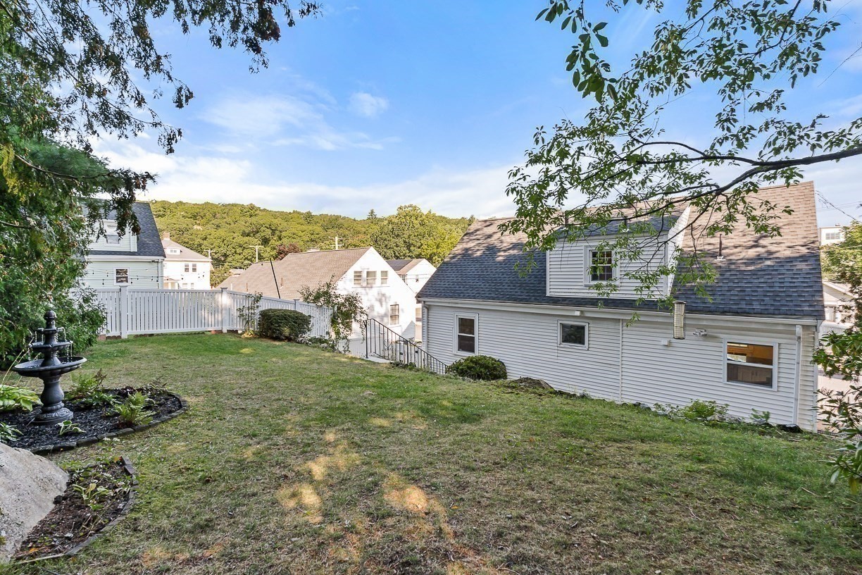 22 Glen Rock Ave Property Photo 33