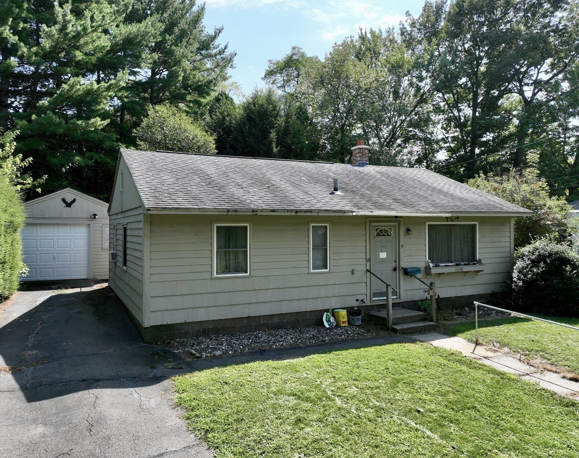 9 Pine Brook Curve Property Photo 1