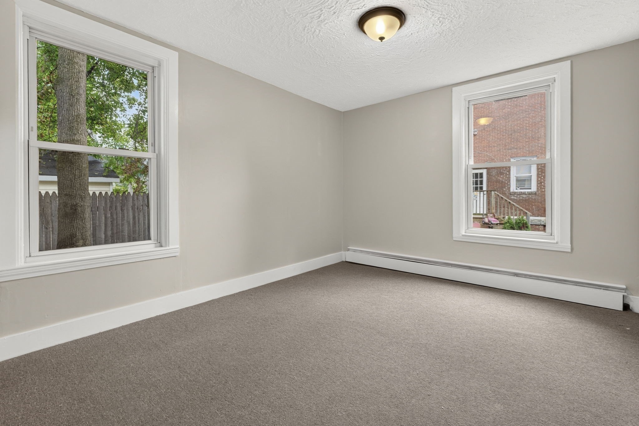 7 Concord St Property Photo 6