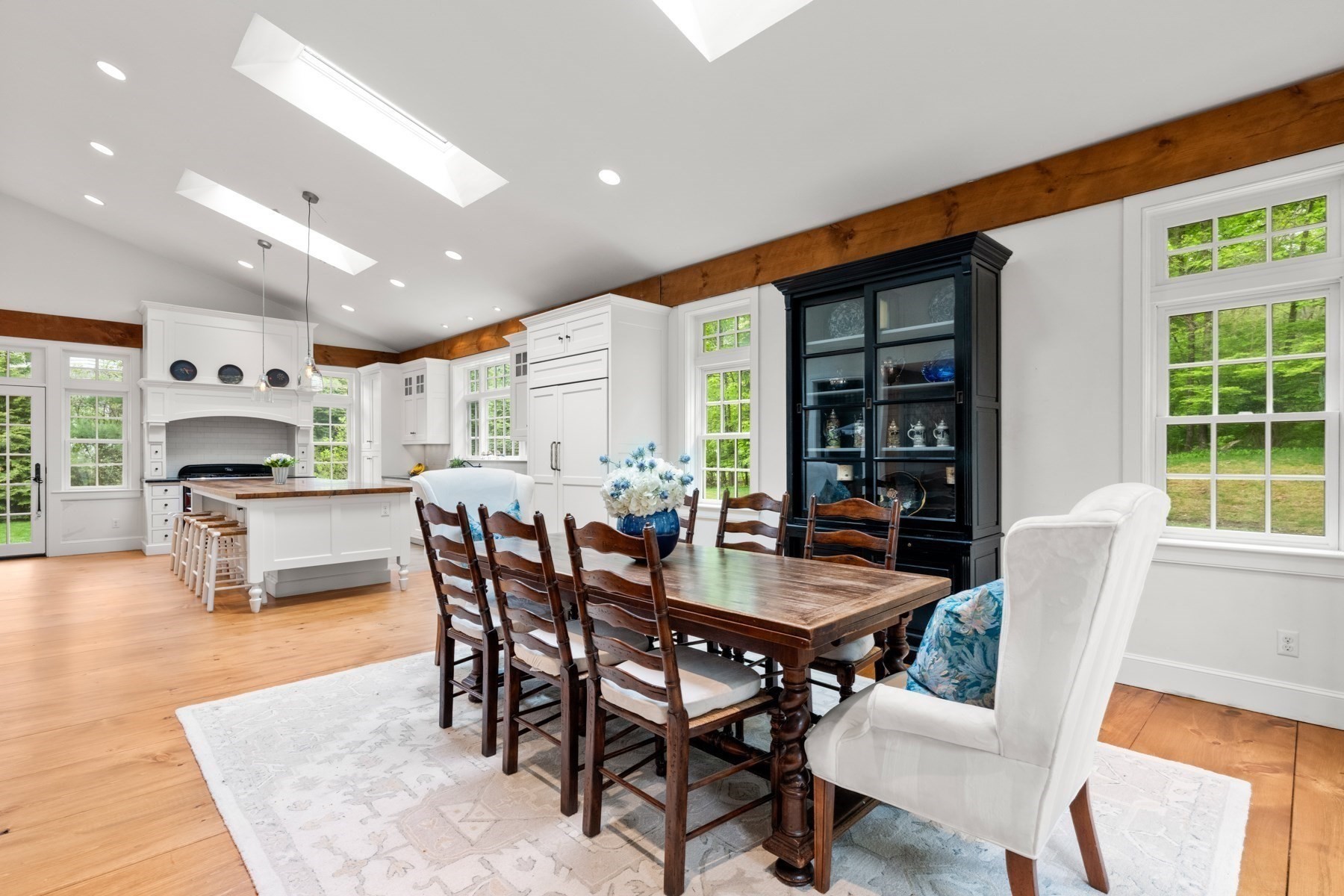 41 Longmeadow Road Property Photo 14