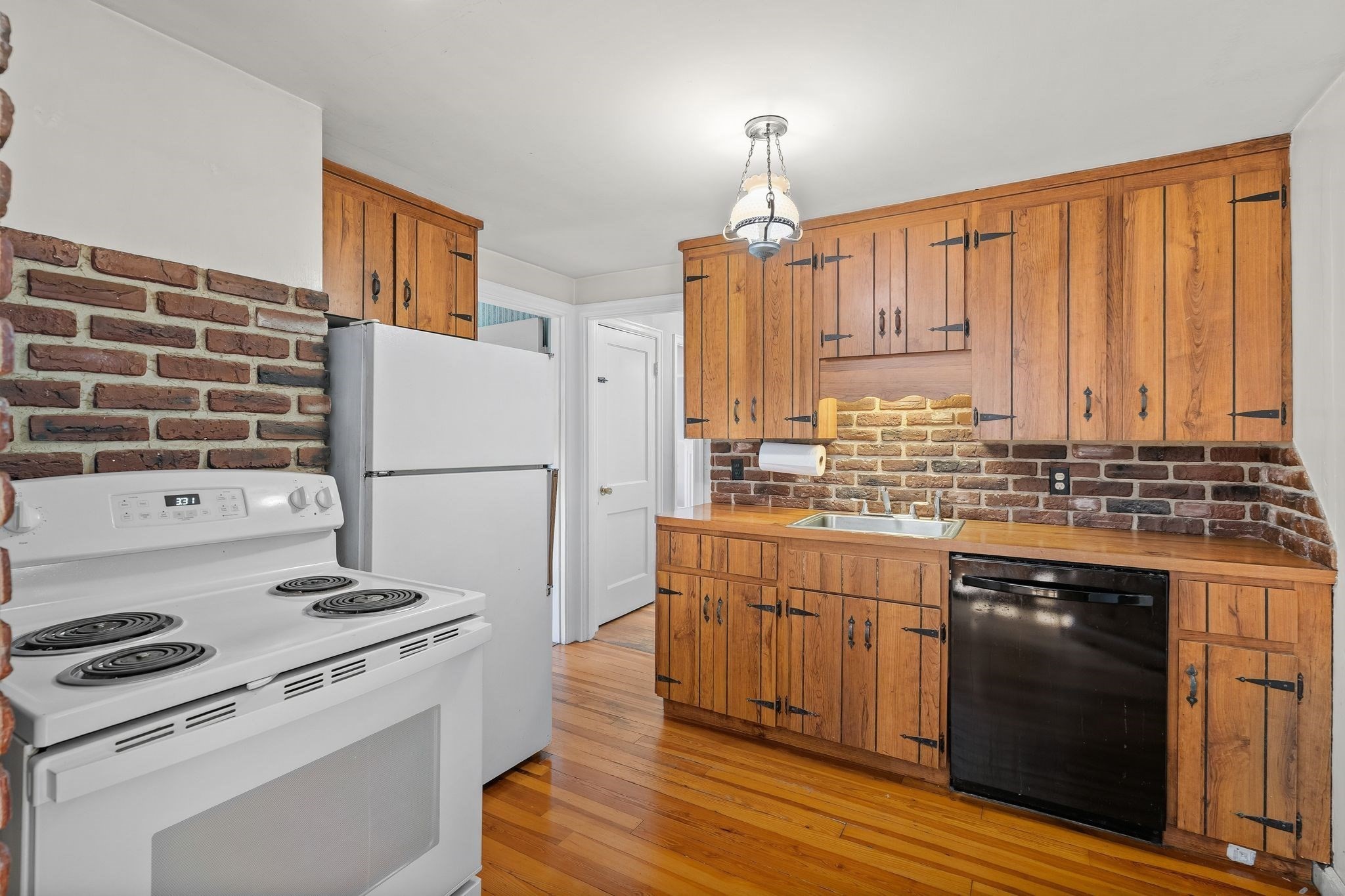71 Sheppard Ave Property Photo 21