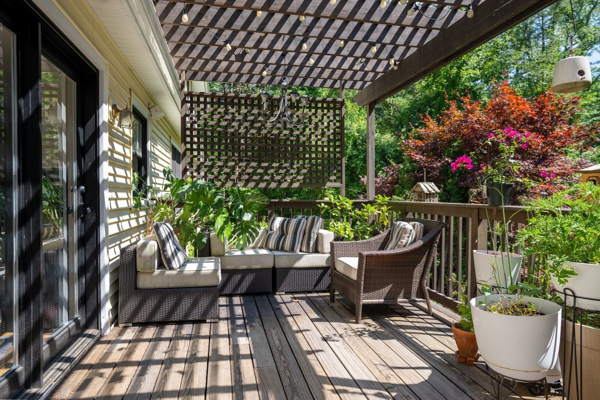 7 Pond St Property Photo 12