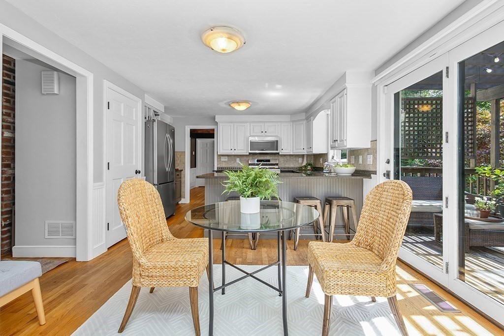 7 Pond St Property Photo 17