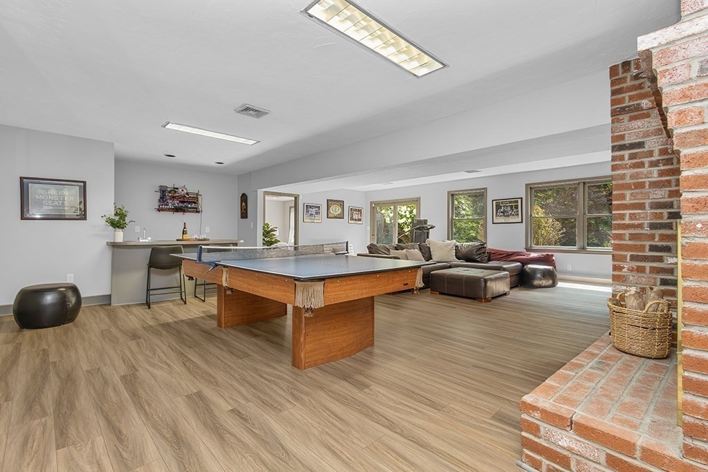 7 Pond St Property Photo 37