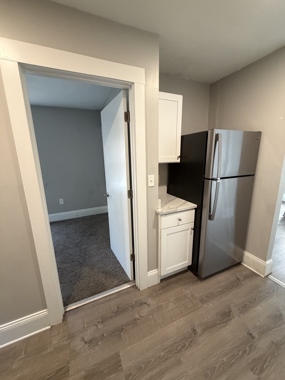 7 Phillips St # 3 Property Photo 3