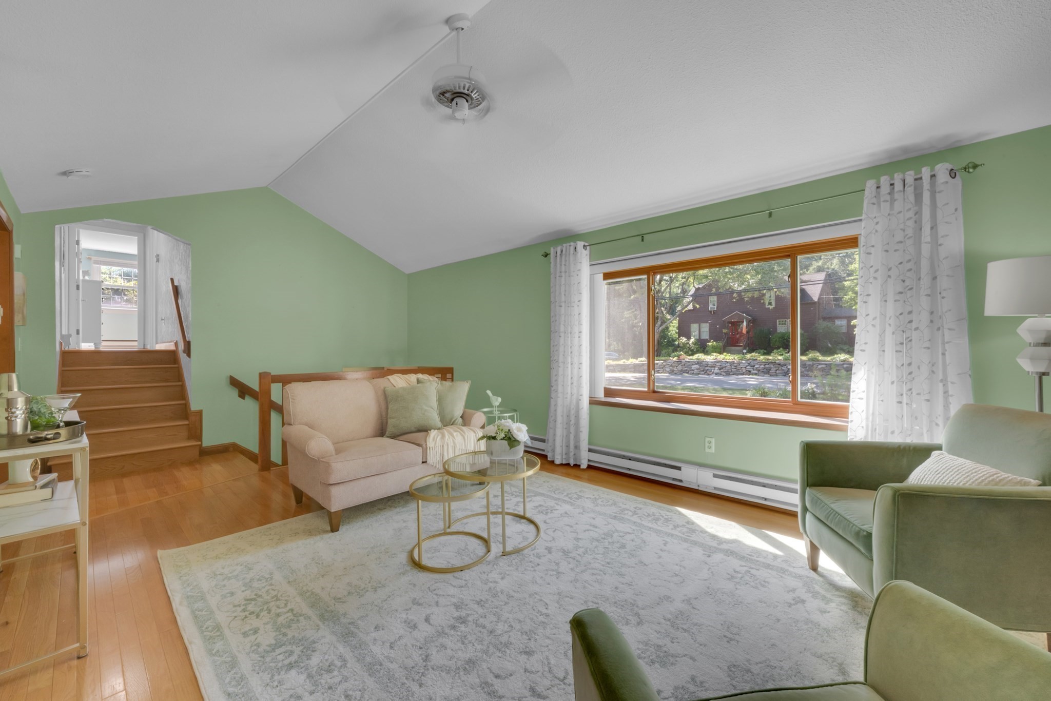 401 Cross St Property Photo 4