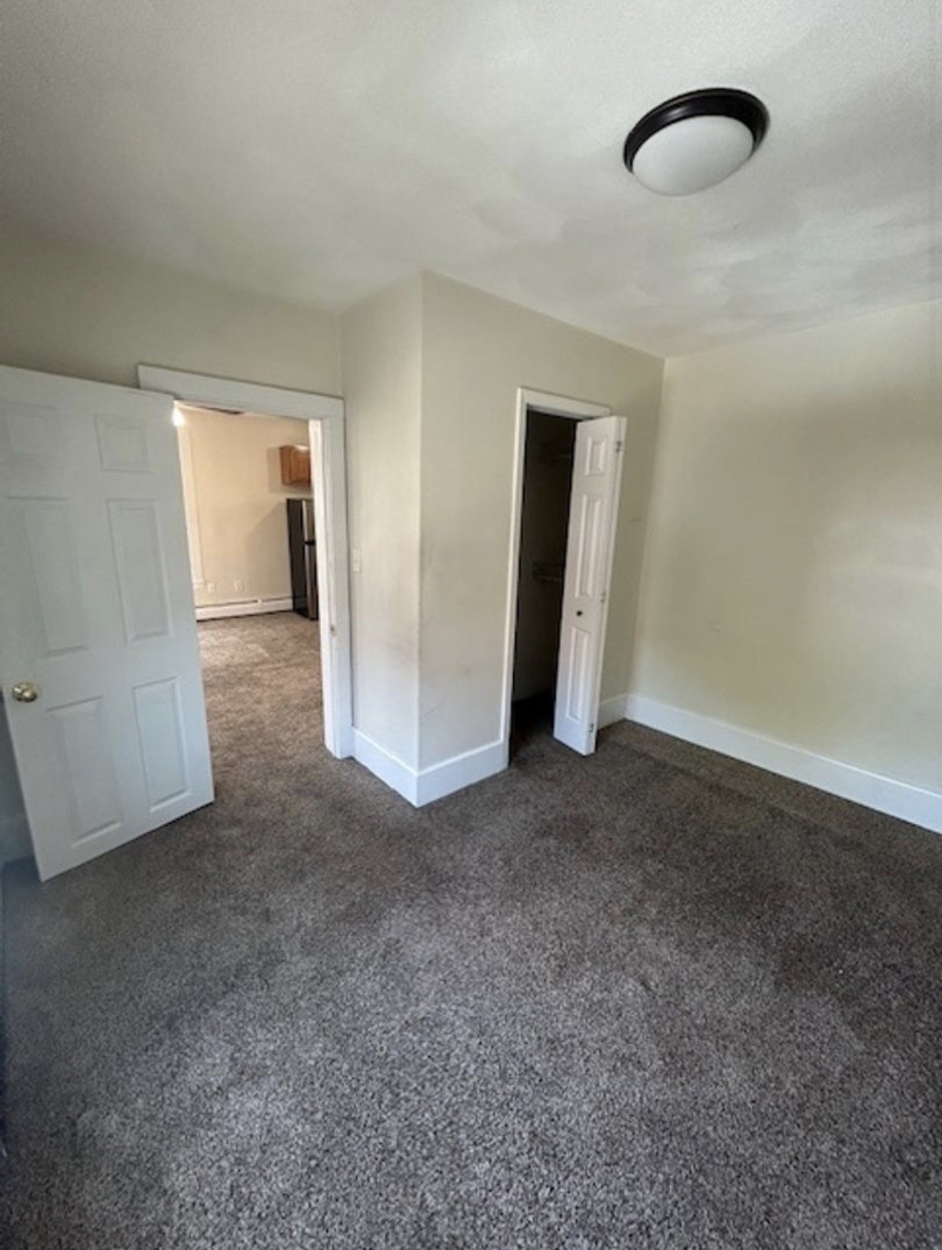 12 Summer St # 3 Property Photo 5