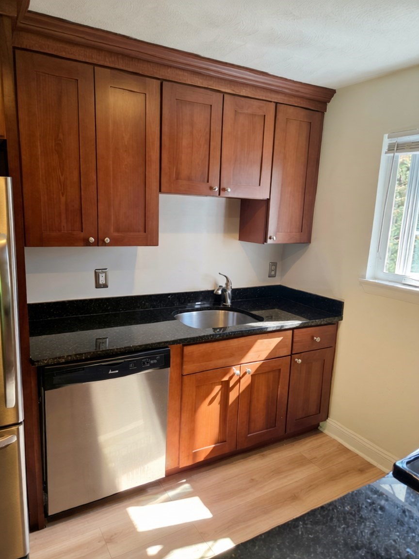 9 Adams St. # 10 Property Photo 5