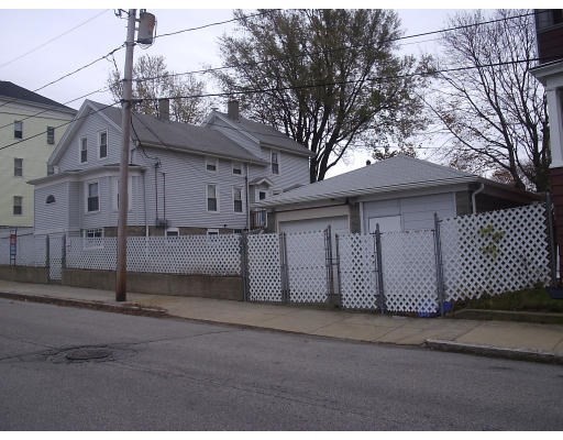 57 Chesworth St Property Photo 1