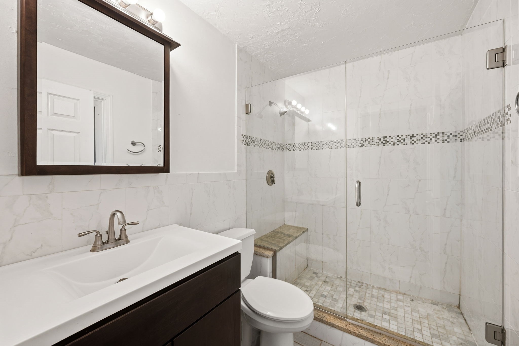 470 Adams St # 2 Property Photo 15