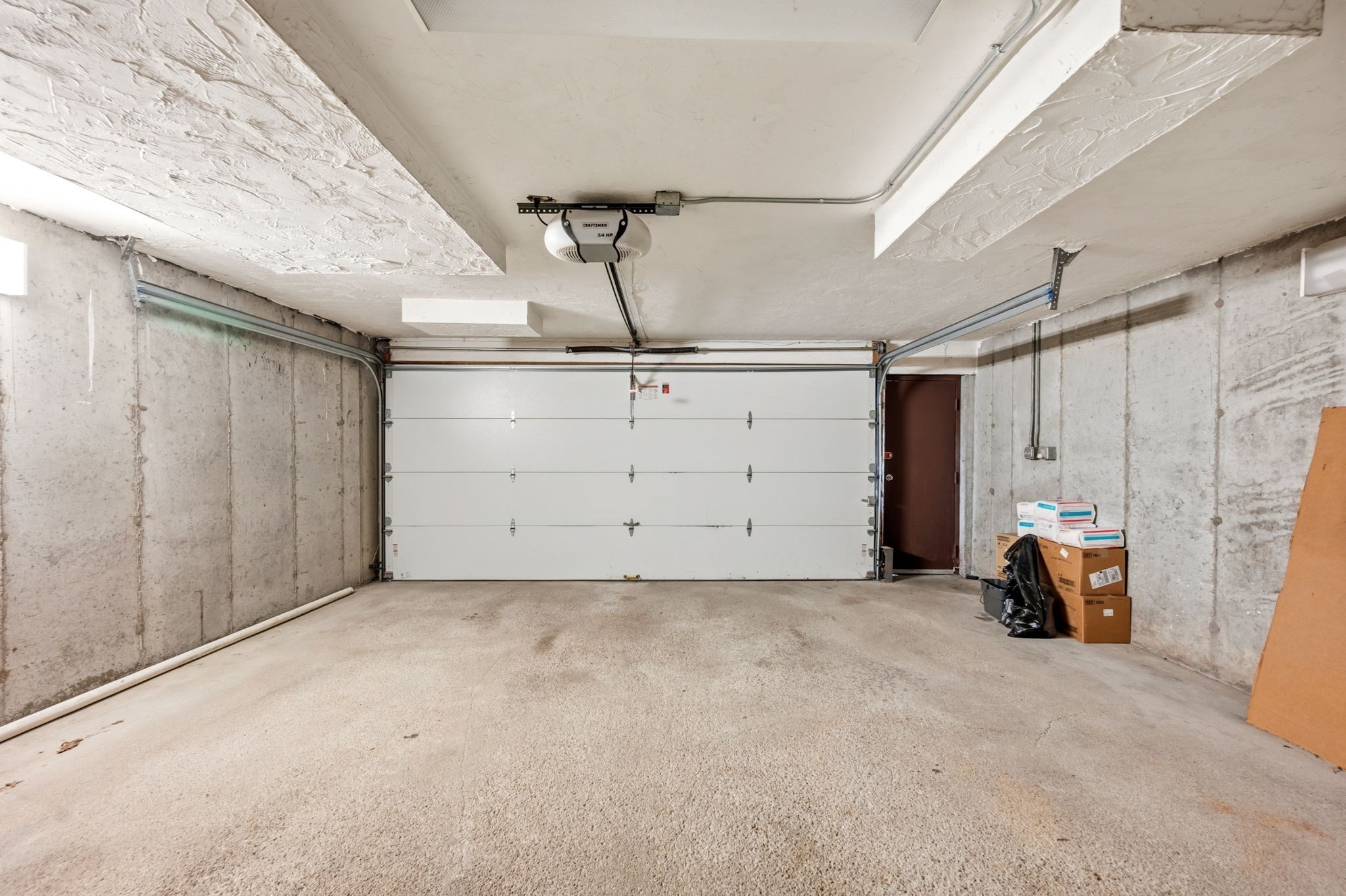 470 Adams St # 2 Property Photo 18
