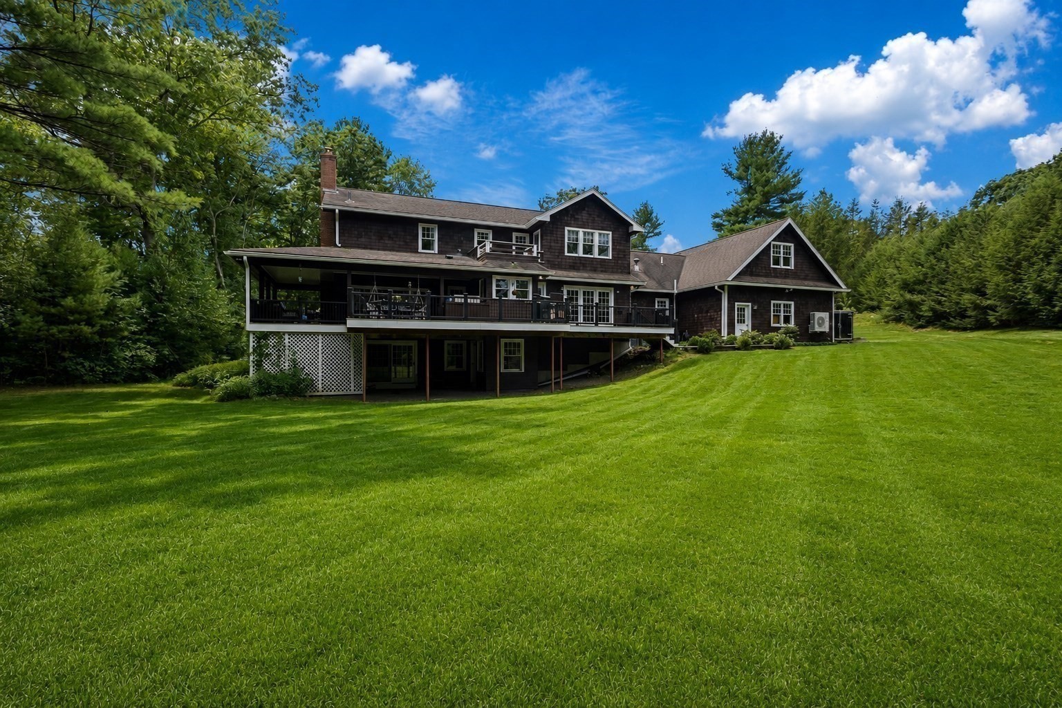 3 Lealand Peck Dr Property Photo 5