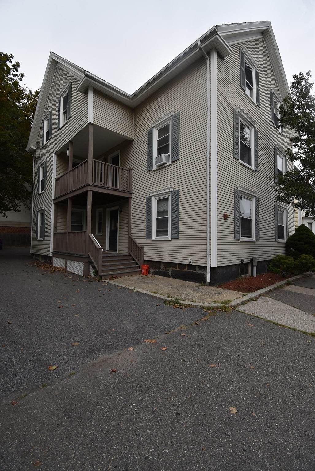 23 Bow St # 3 Property Photo 1