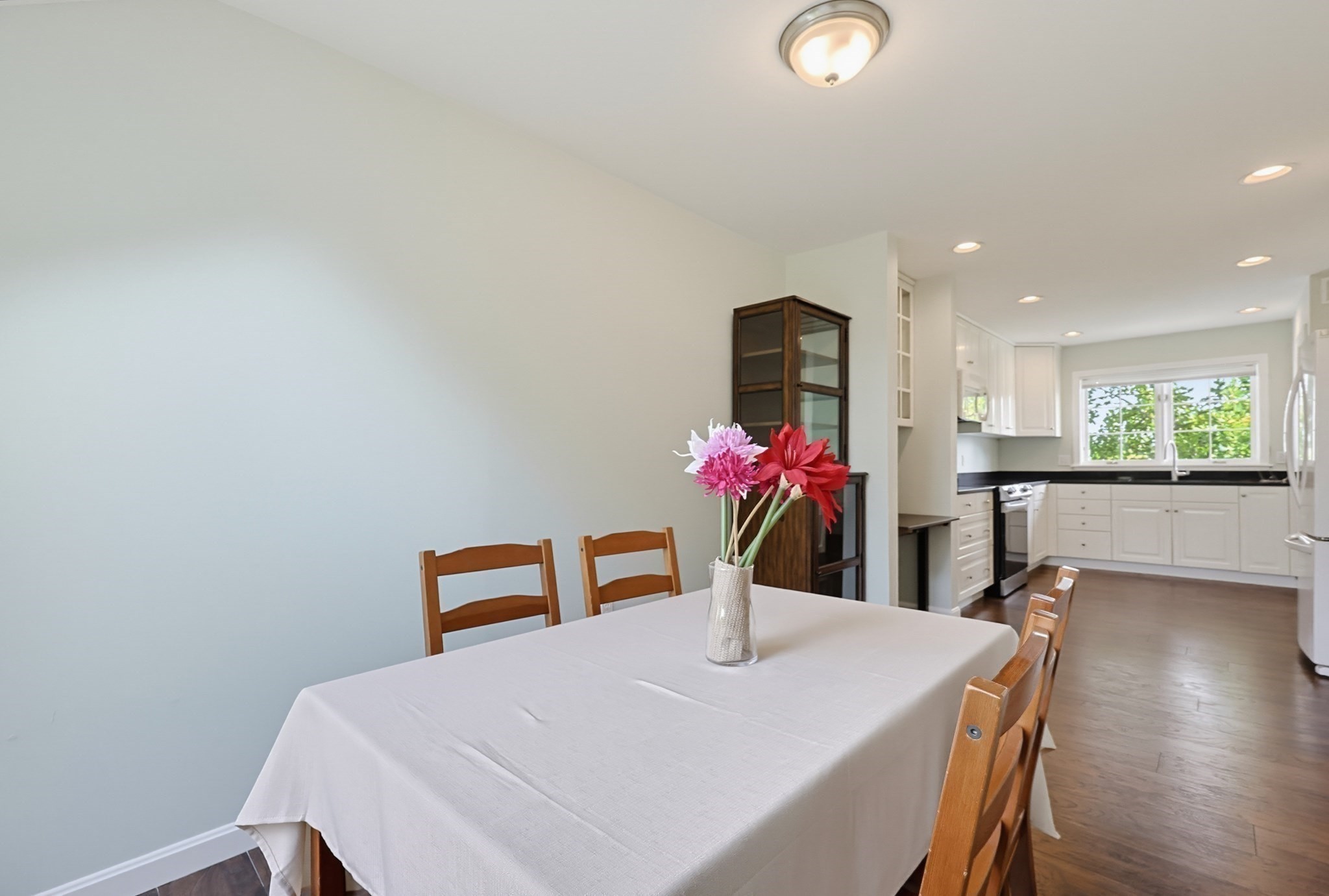 15 Kings Way # 4 Property Photo 7