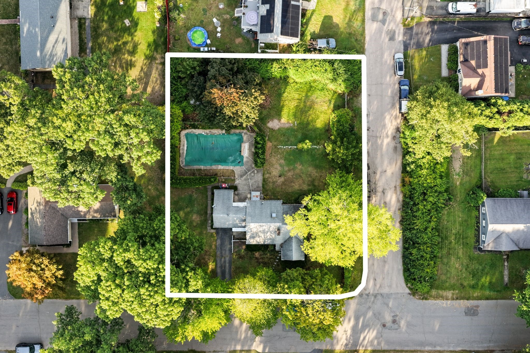 140 Wilson St Property Photo 3