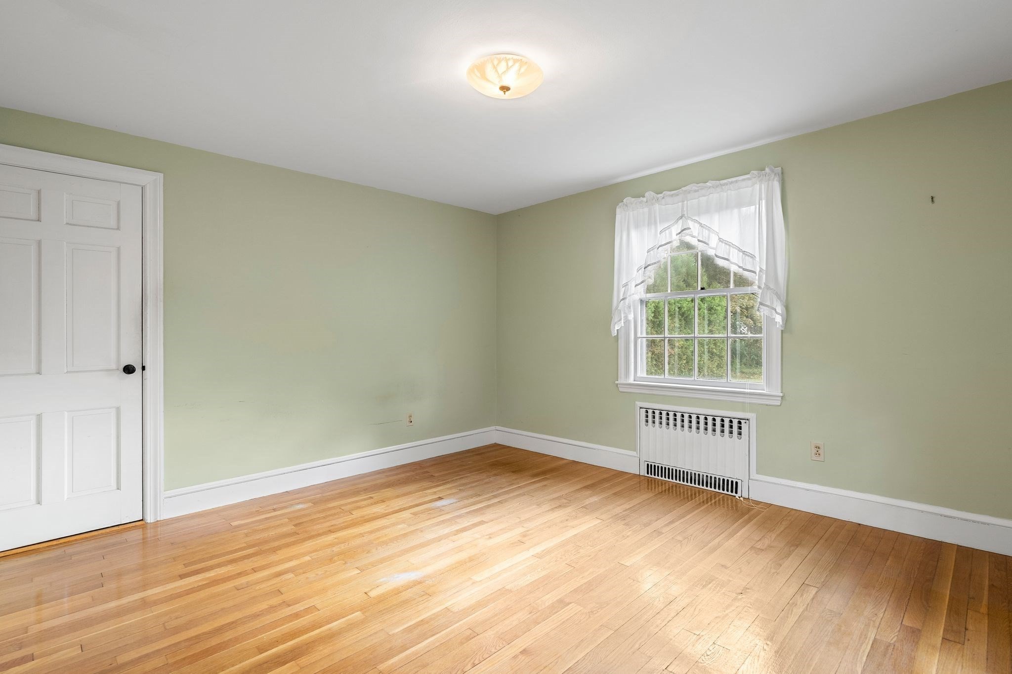 140 Wilson St Property Photo 22