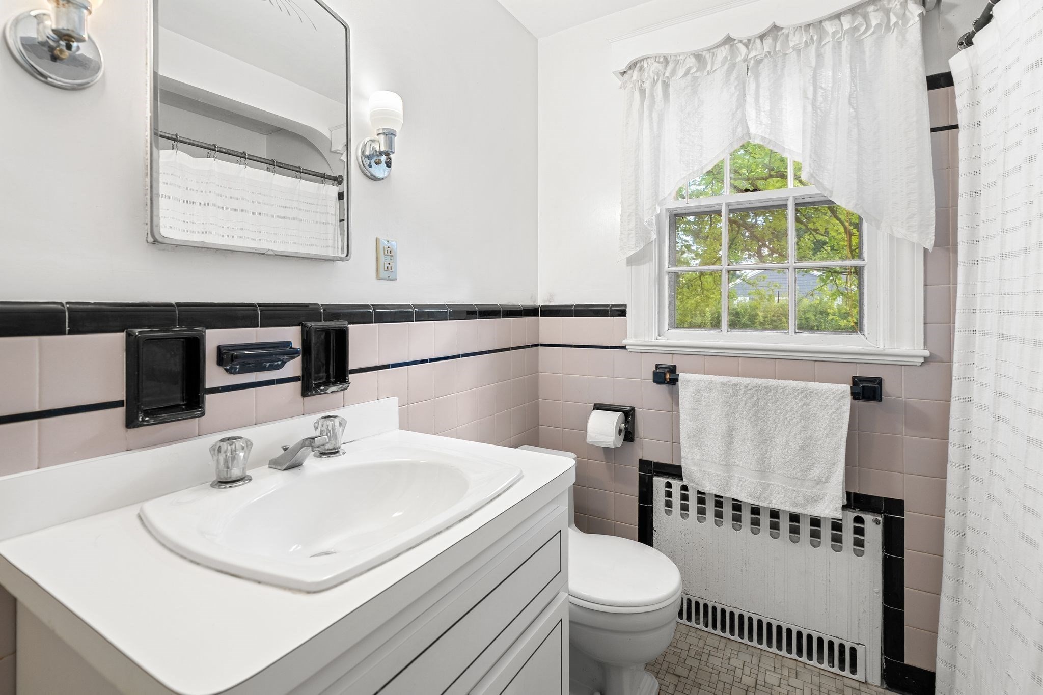 140 Wilson St Property Photo 25