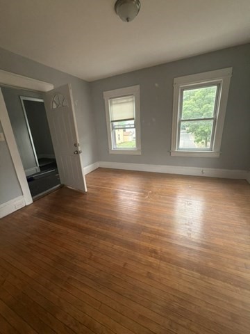 335 Oakland St Property Photo 5