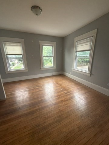 335 Oakland St Property Photo 6