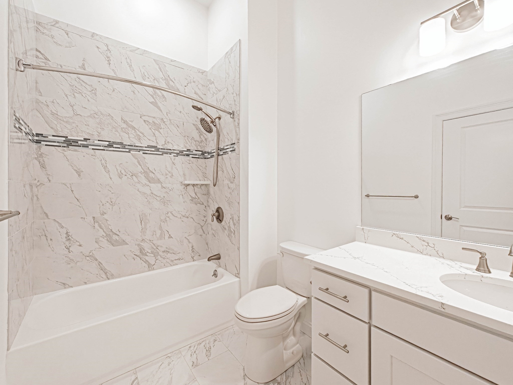 320 Middlesex Ave # F406 Property Photo 14