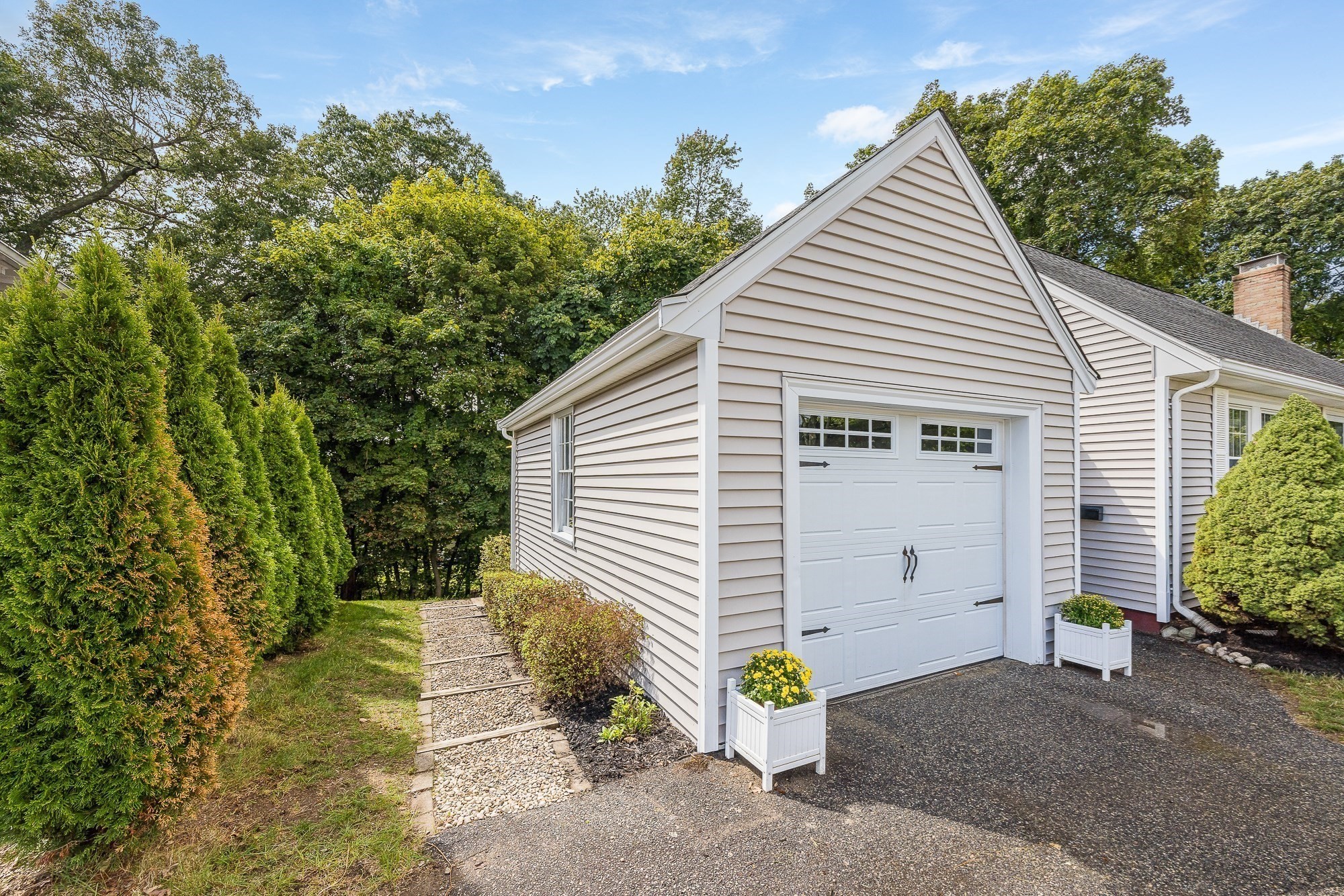 51 Hopkins Street Property Photo 37