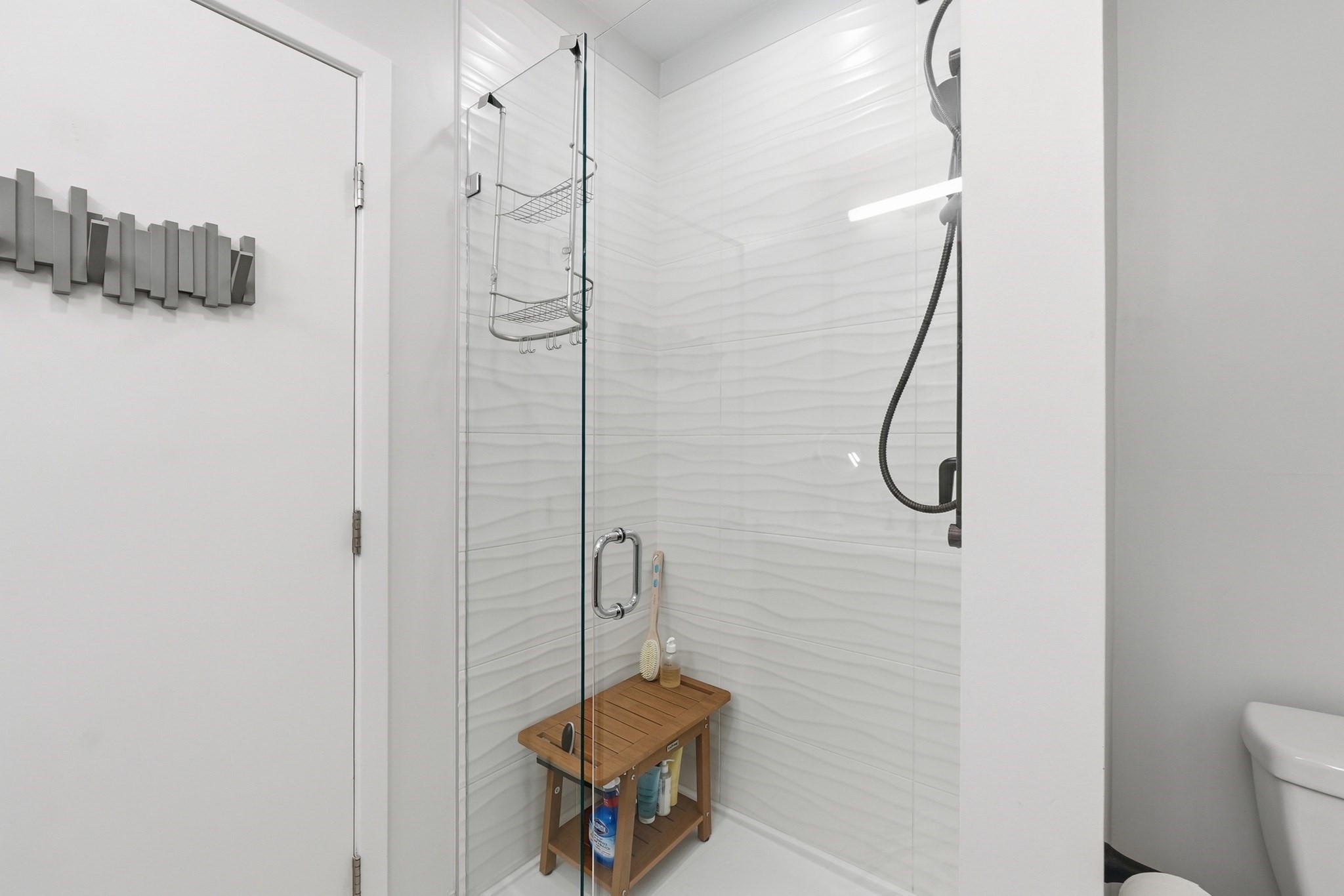 68 Los Angeles St Property Photo 15