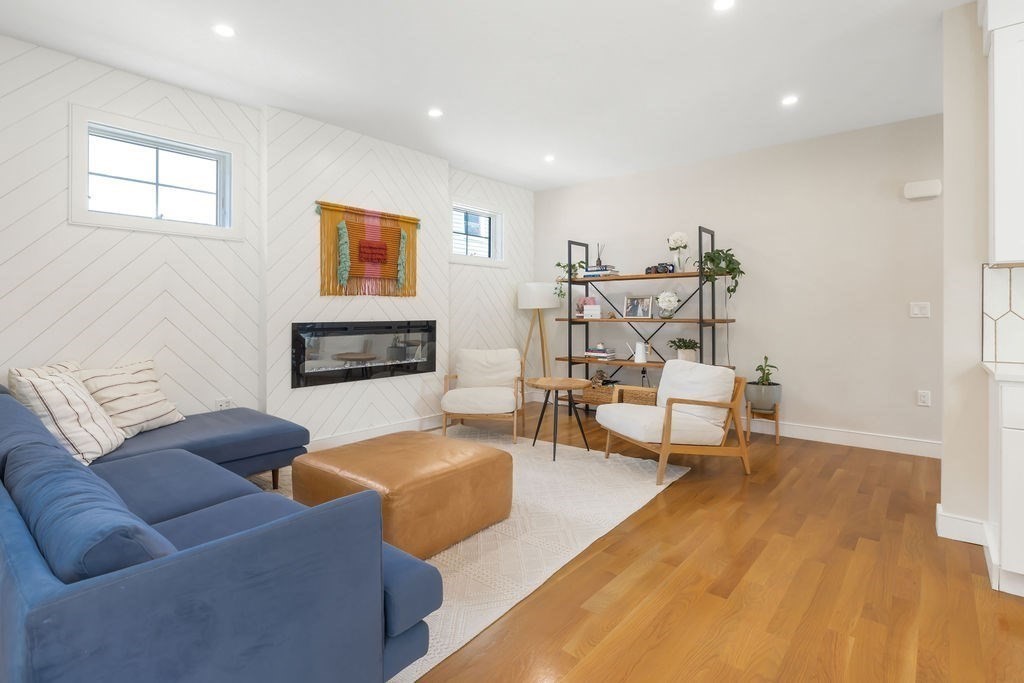 167 Chapel St # 167 Property Photo 7
